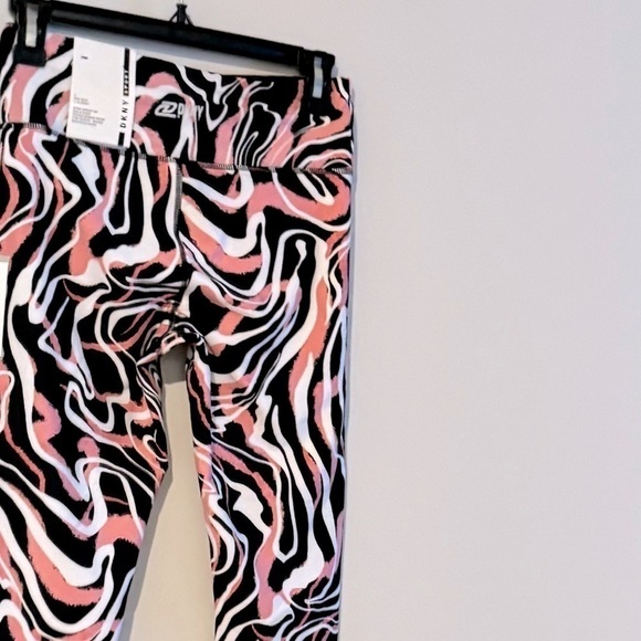 DKNY Women's Marble Print 7/8 Leggings pants  Red Size Small - Picture 9 of 10